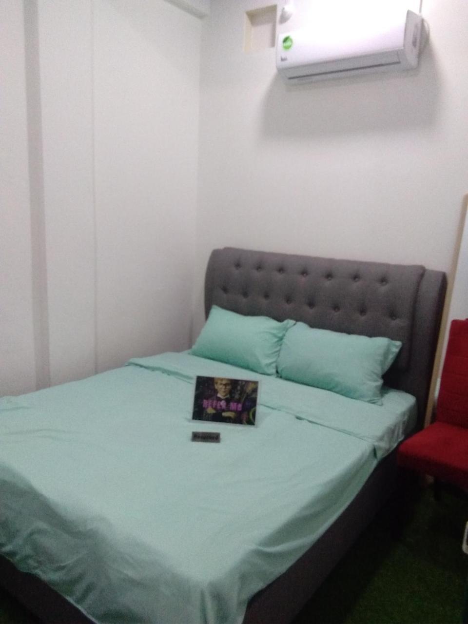Co.Living Hostel Бандар-Сери-Бегаван Экстерьер фото